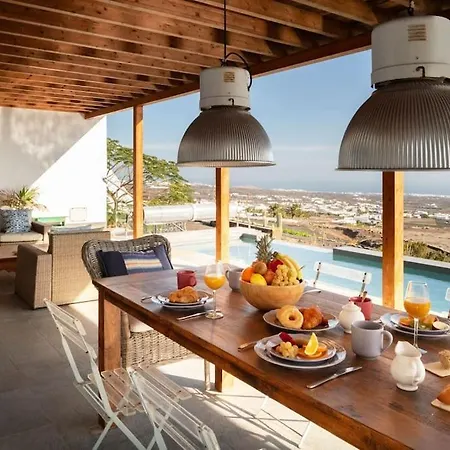 Villa Wonderful Asomada By Buenavilla